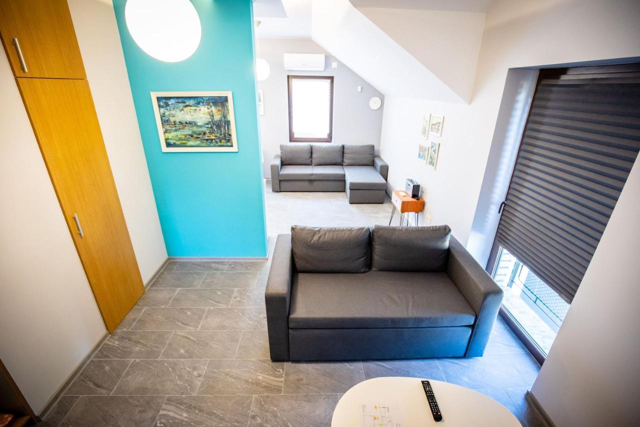 Gray Brick Apartment Subotica Exterior foto