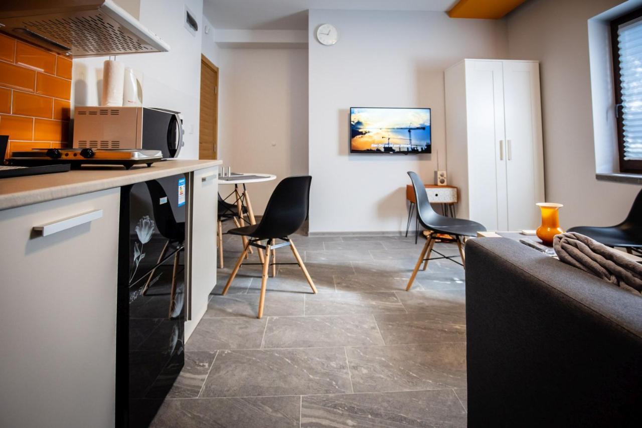 Gray Brick Apartment Subotica Exterior foto