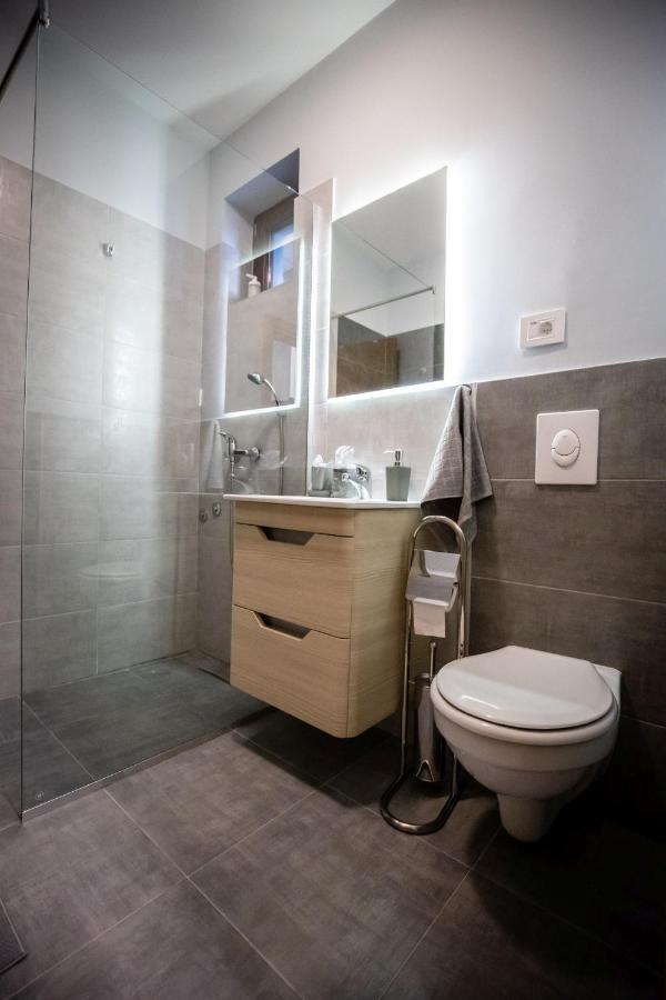 Gray Brick Apartment Subotica Exterior foto